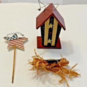 Wooden Rustic Decorative BIRDHOUSE, Flag Star Floral, raffia Bow USA Patriotic